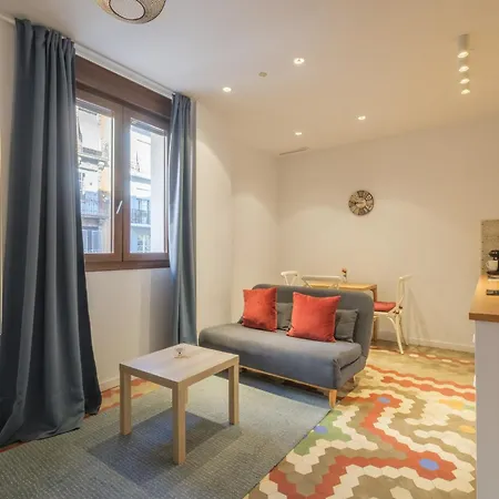 Aparthotel With Antique Floor & Lots Of Sun Light