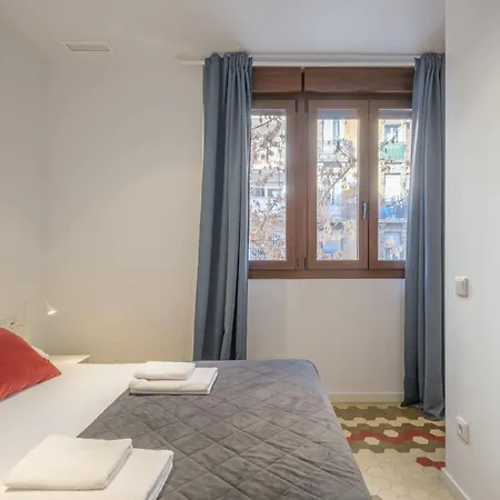 Aparthotel With Antique Floor & Lots Of Sun Light