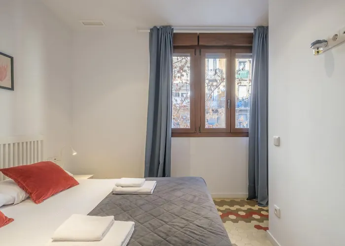 Aparthotel With Antique Floor & Lots Of Sun Light